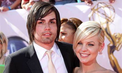 Picture of Kristen Storm and her boyfriend Elias Paul Reidy.